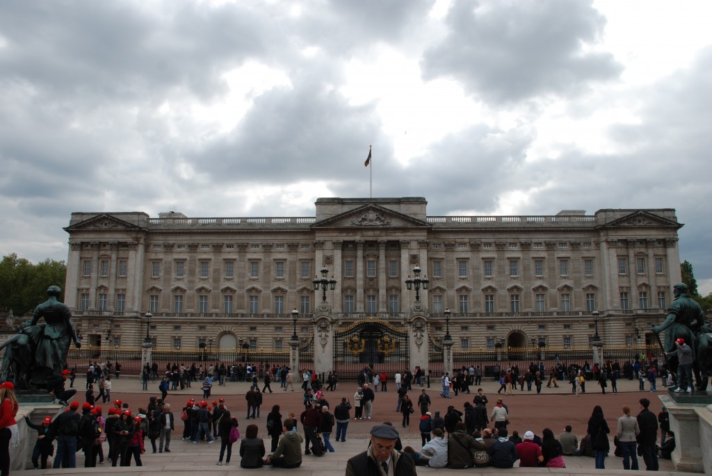 Buckingham Palace, England - Map, Facts, Tours