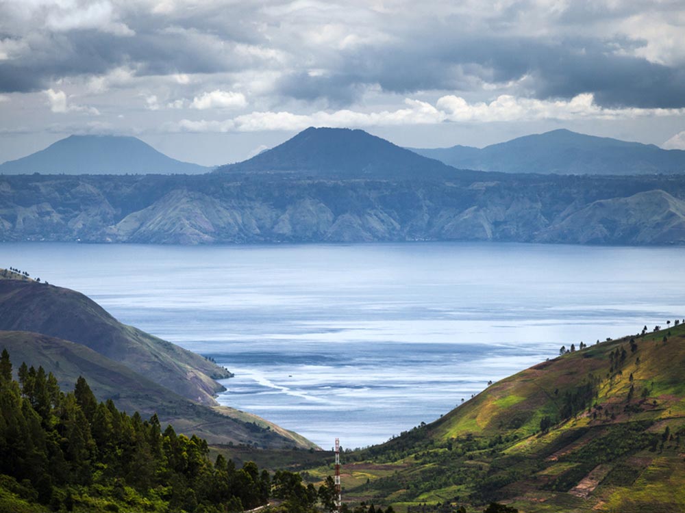 Lake Toba, Indonesia - Location, Map, Facts, Tours, Information, Guide