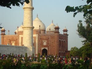 Mosque near the Taj Mahal