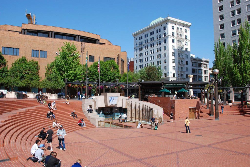 Pioneer Courthouse Square, Portland