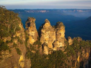 Three Sisters Rock Formation at Blue Mountain, Australia