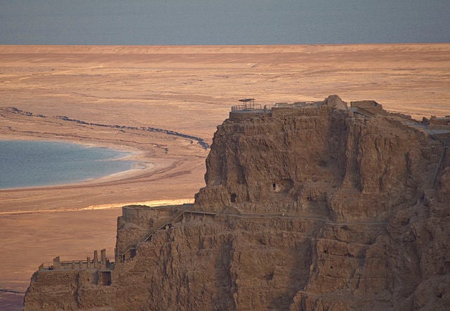April 16 73 - The Jewish Revolt Ends When Roman Soldiers Capture the Fortress at Masada