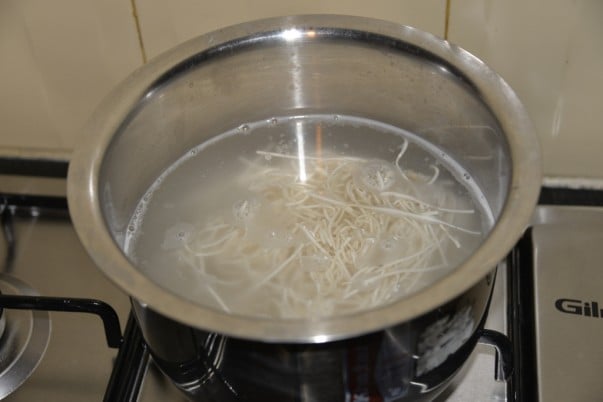 Chow Mein - Boiling Noodles