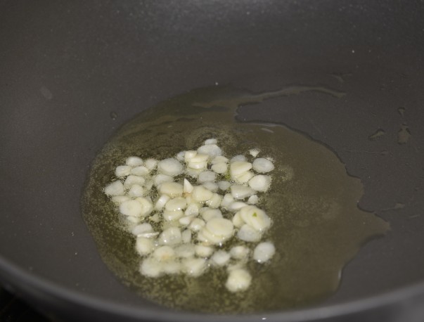 Green Curry - Frying Garlic