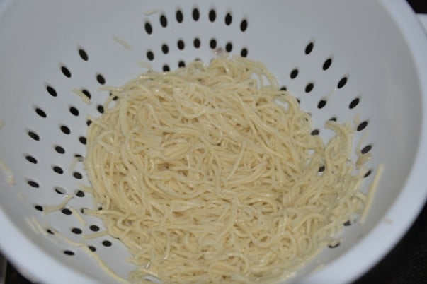 Indonesian Chicken Mushroom Noodles - Ready Noodles
