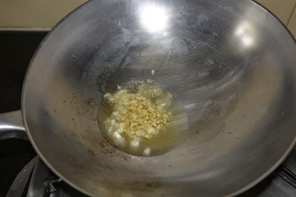 Oriental Egg Fried Rice - Frying Garlic & Ginger