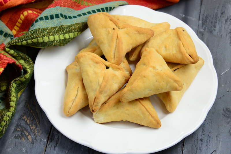 Spinach And Feta Fatayer Recipe - Ingredients and How to Make It