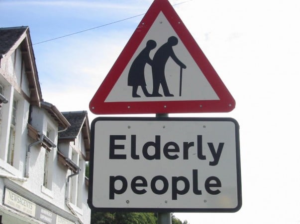 Tips for those traveling with an elderly person